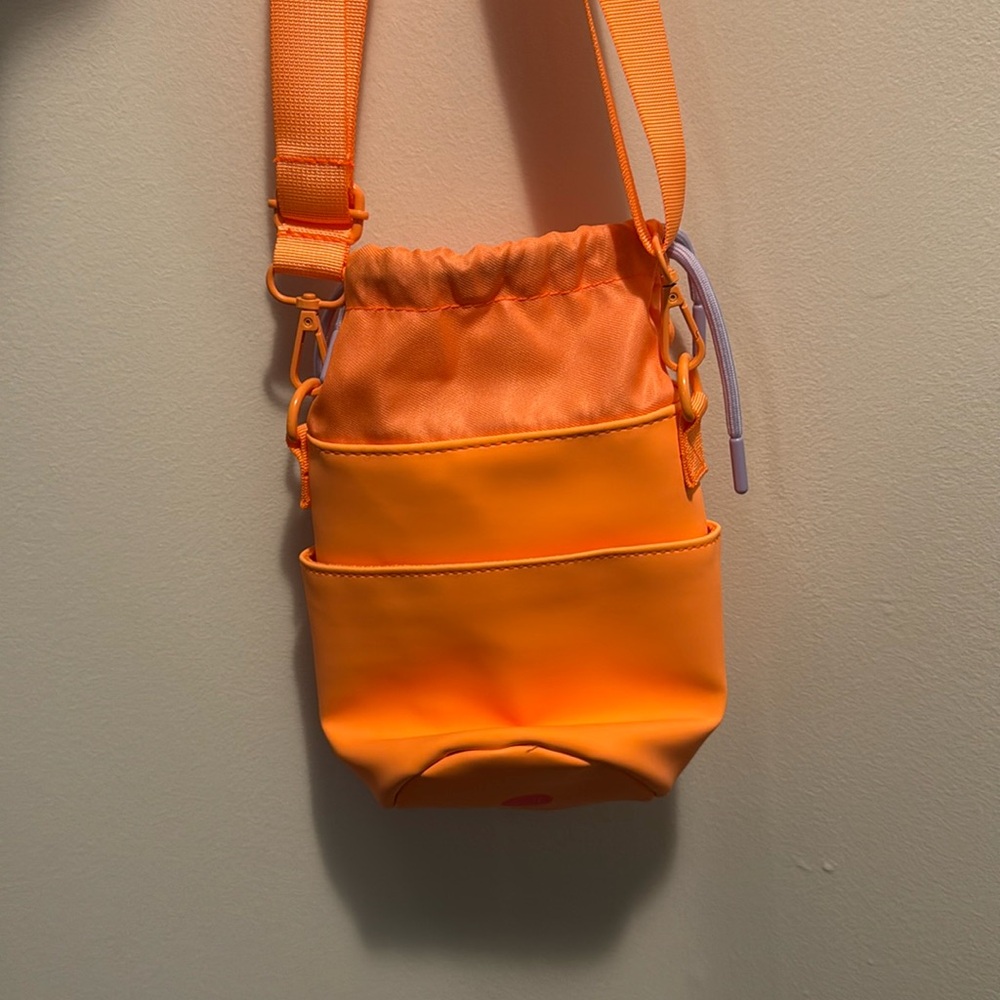 Drunk Elephant Water Bottle Tote